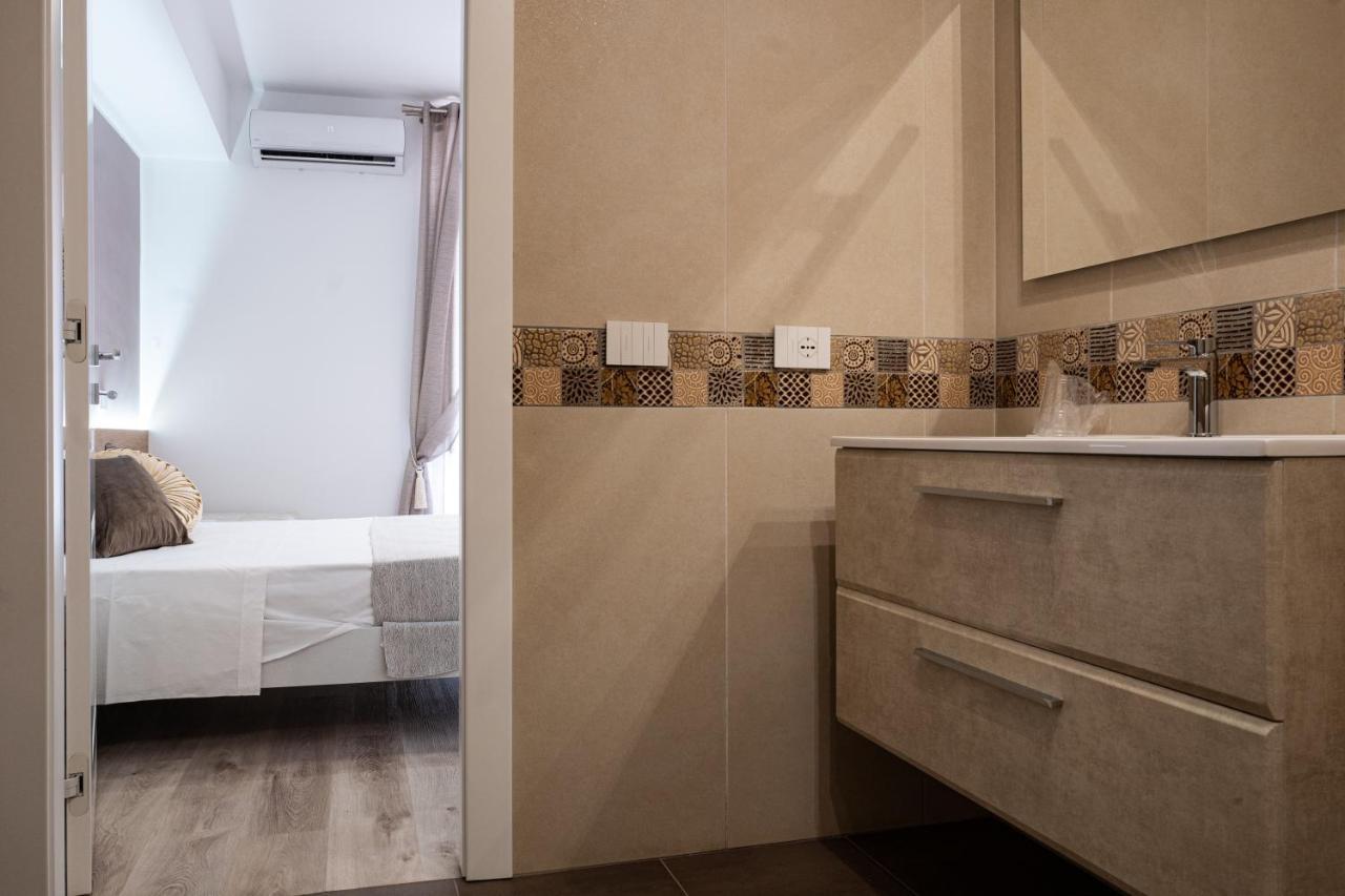 A Due Passi - Guest House Santo Stefano di Camastra Bagian luar foto