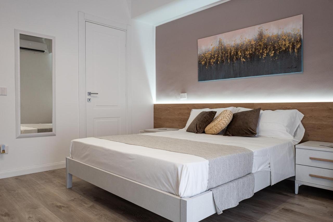 A Due Passi - Guest House Santo Stefano di Camastra Bagian luar foto
