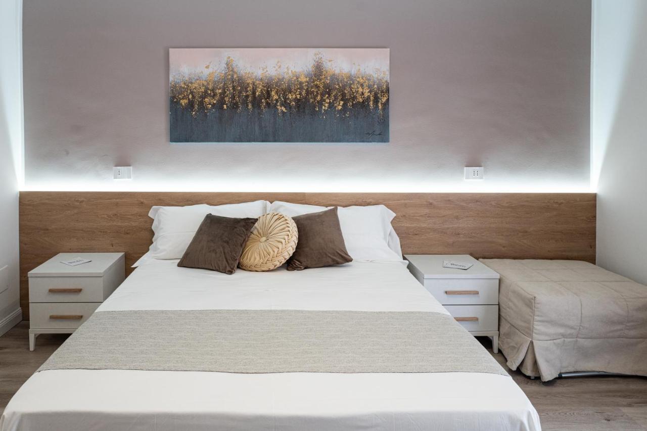 A Due Passi - Guest House Santo Stefano di Camastra Bagian luar foto